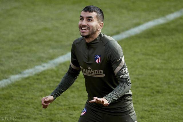 爱游戏-金州勇士宣布重大交易